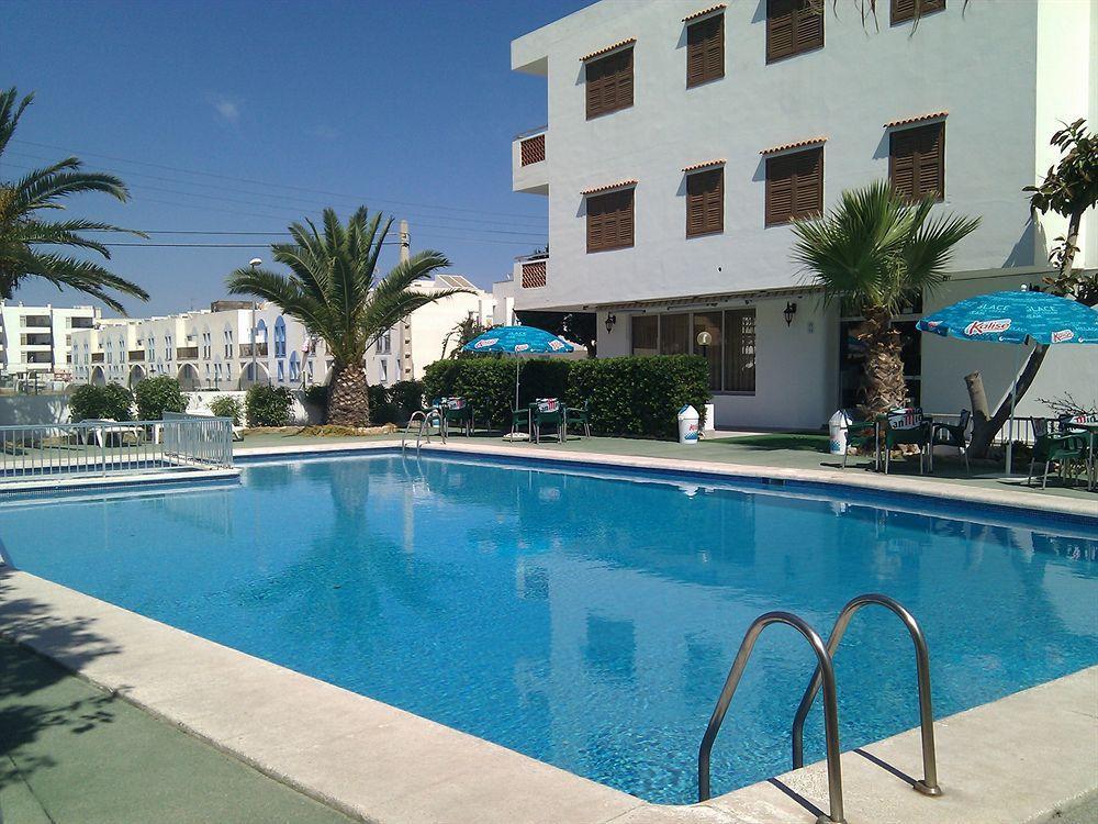 Apartamentos Alba سان أنطونيو المظهر الخارجي الصورة
