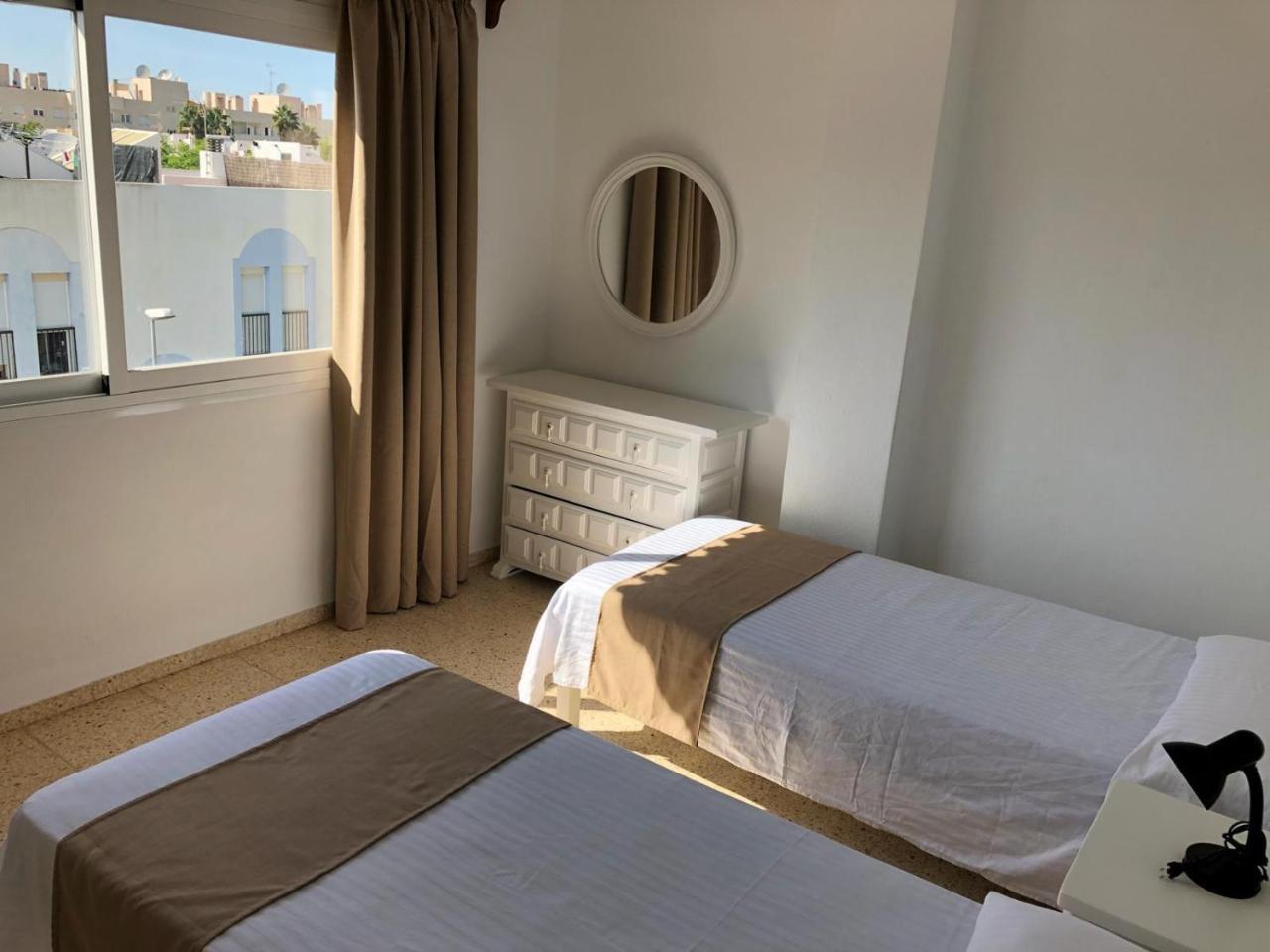 Apartamentos Alba سان أنطونيو المظهر الخارجي الصورة